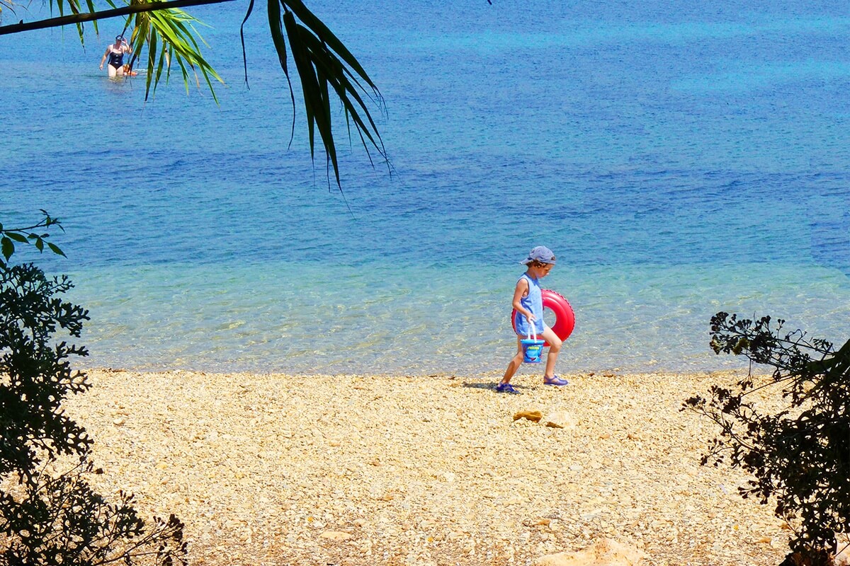 Camping 3* à Hyères sur la Presqu'Île de Giens proche de Porquerolles